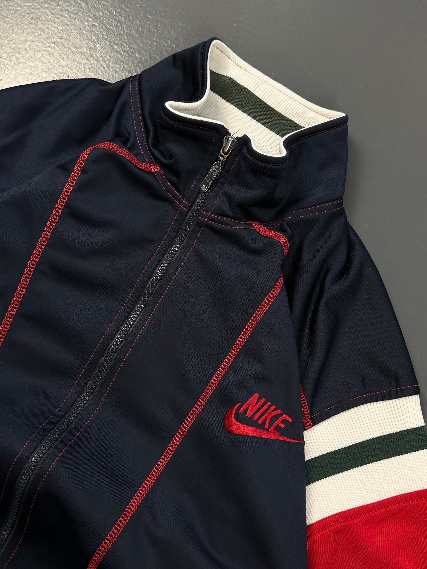 TRACK JACKET 90S NIKE