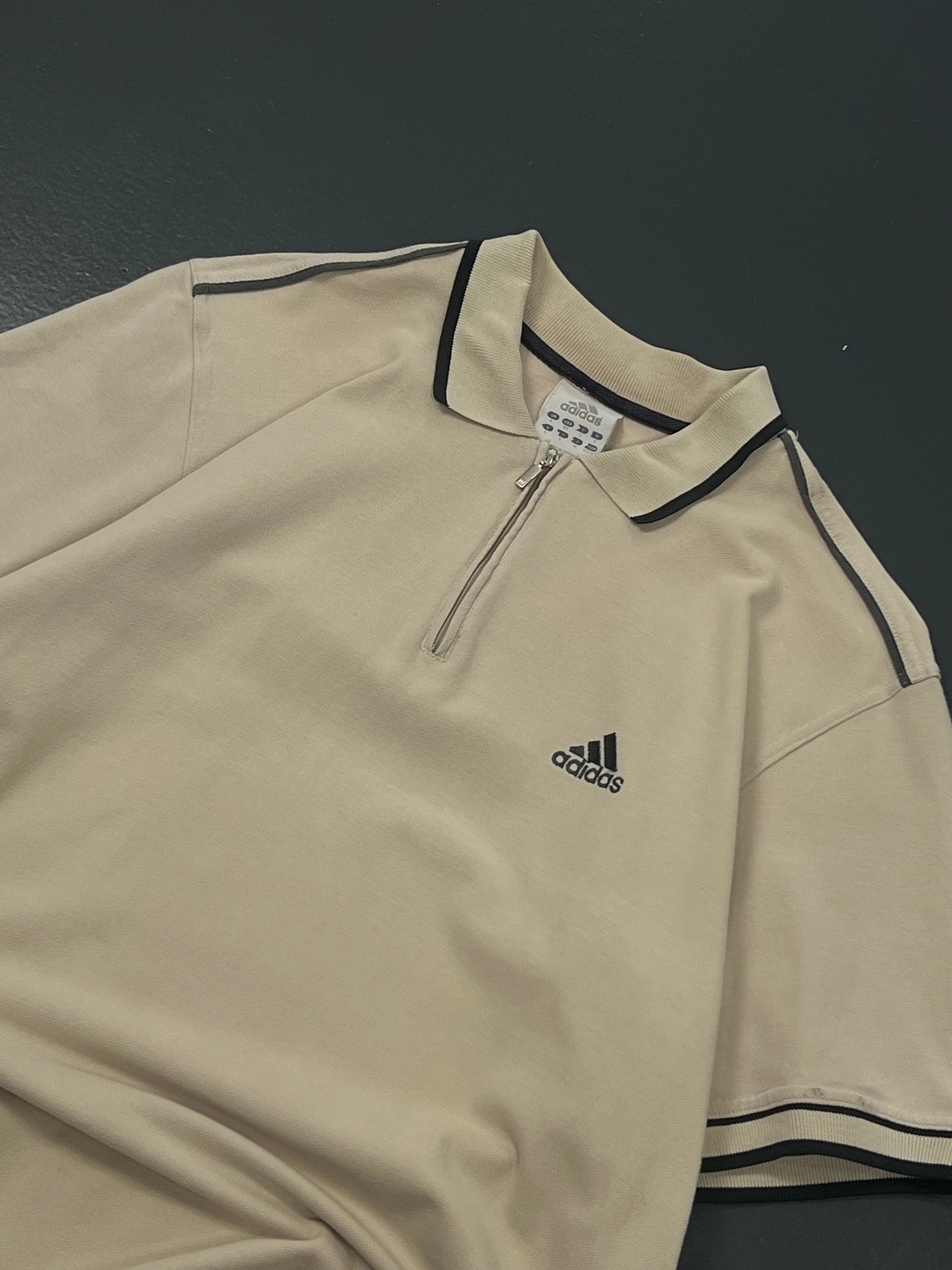 POLO ADIDAS CUELLO