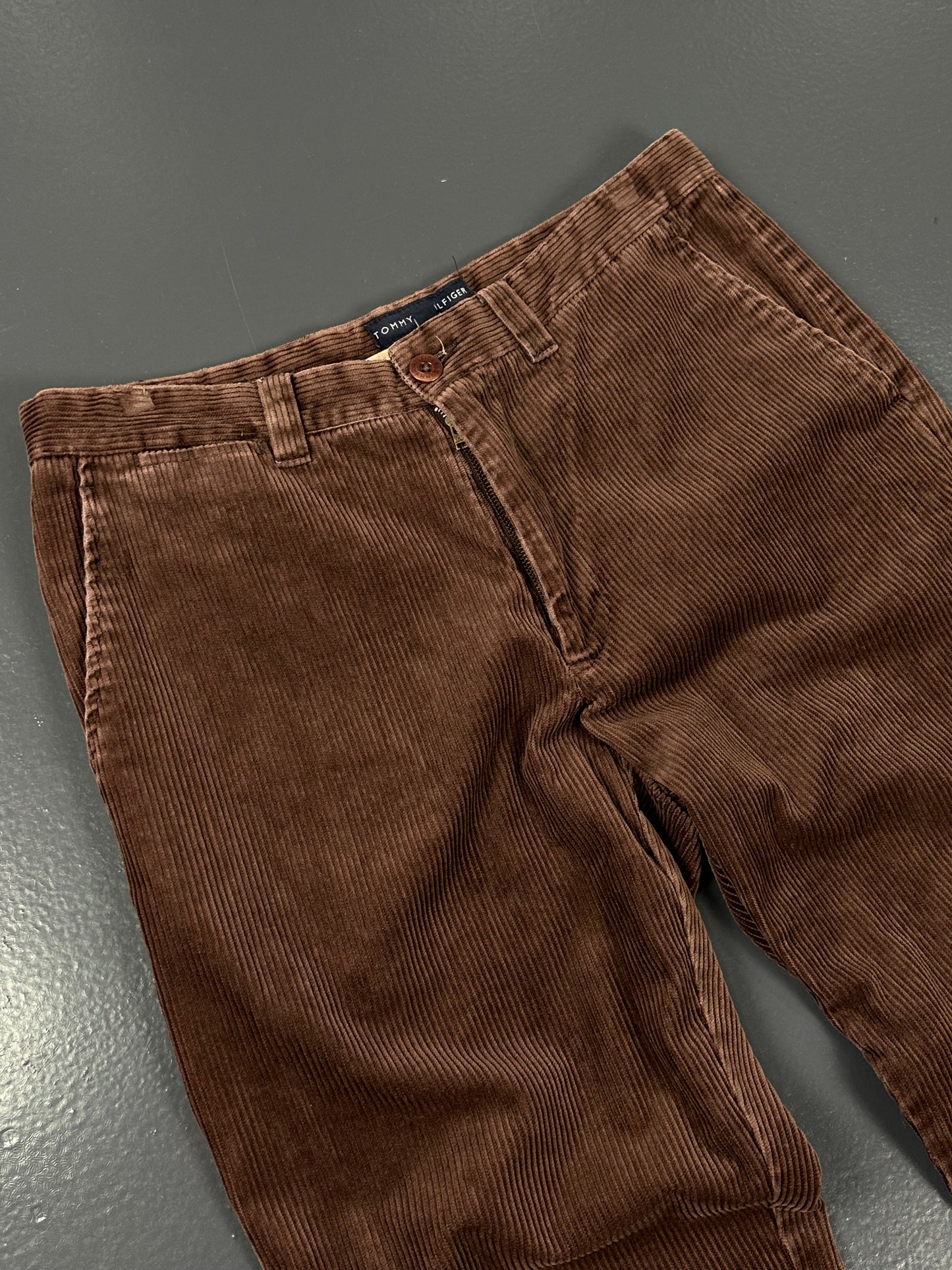 PANTALÓN DE PANA BAGGY TOMMY HILFIGER