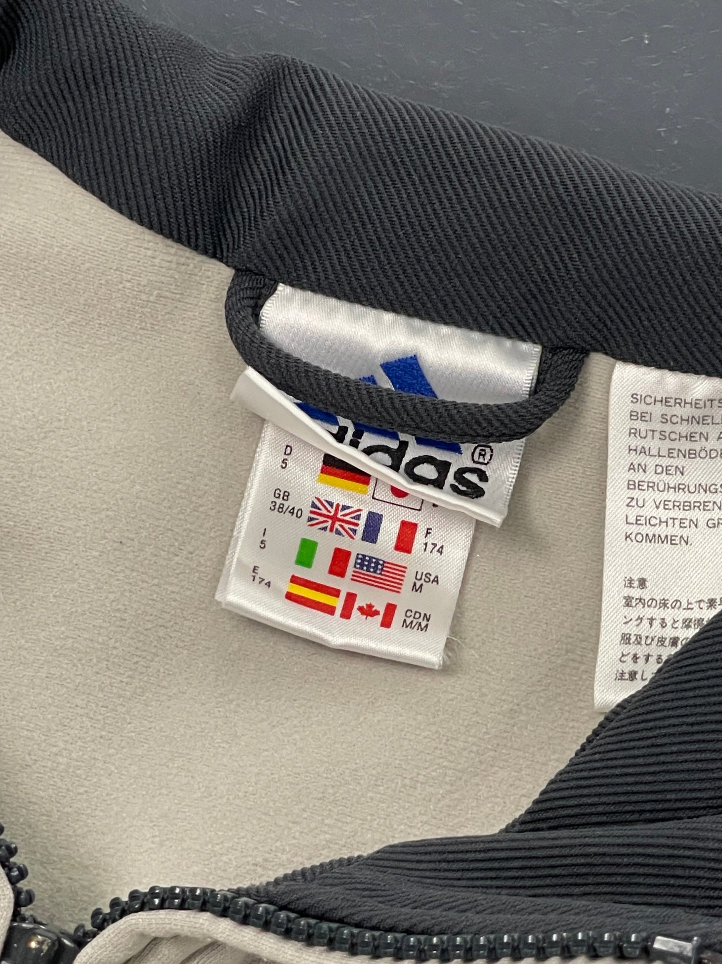 ADIDAS WINDBREAKER PREMIUM VINTAGE RETRO Y2k