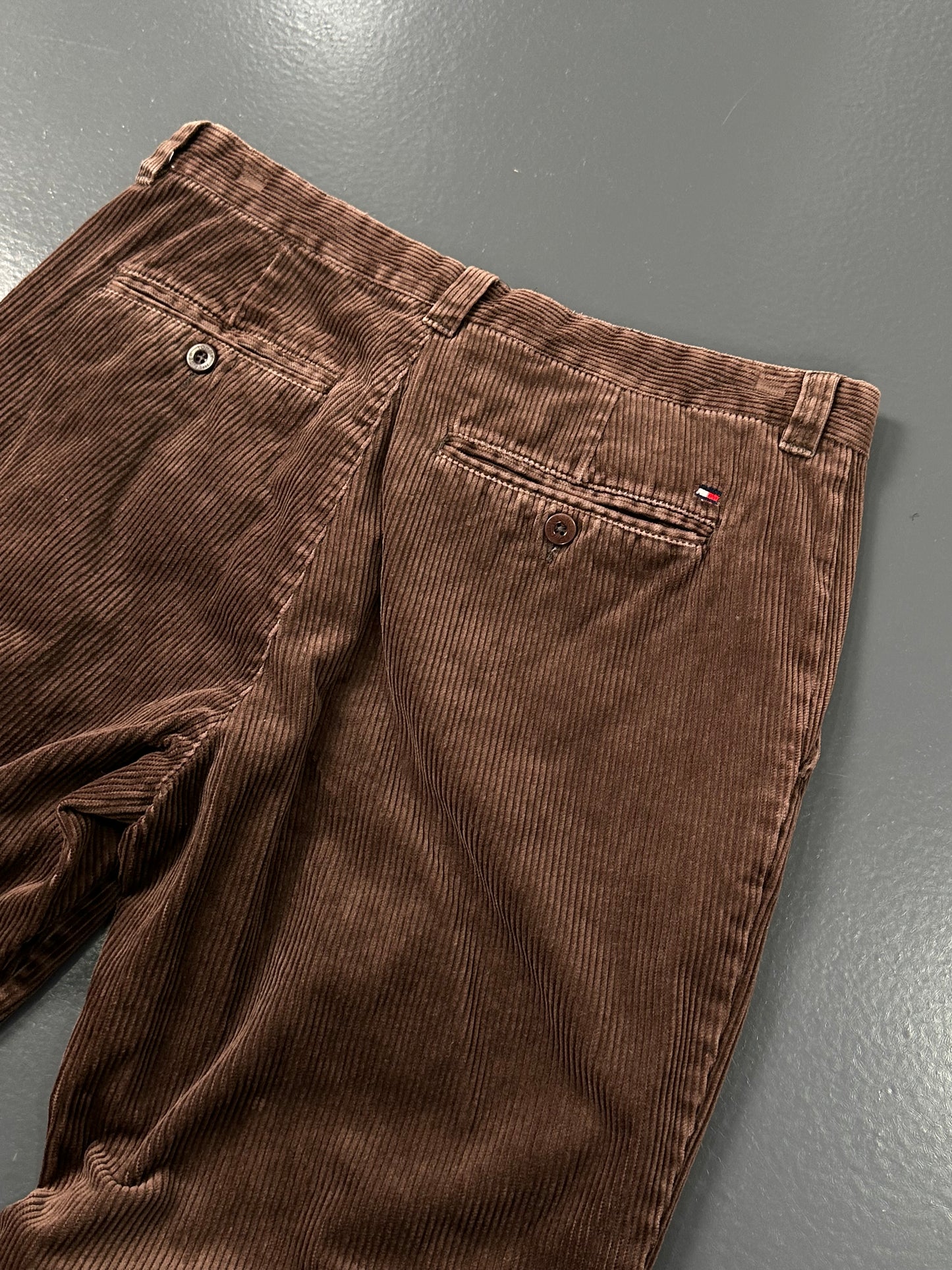 PANTALÓN DE PANA BAGGY TOMMY HILFIGER