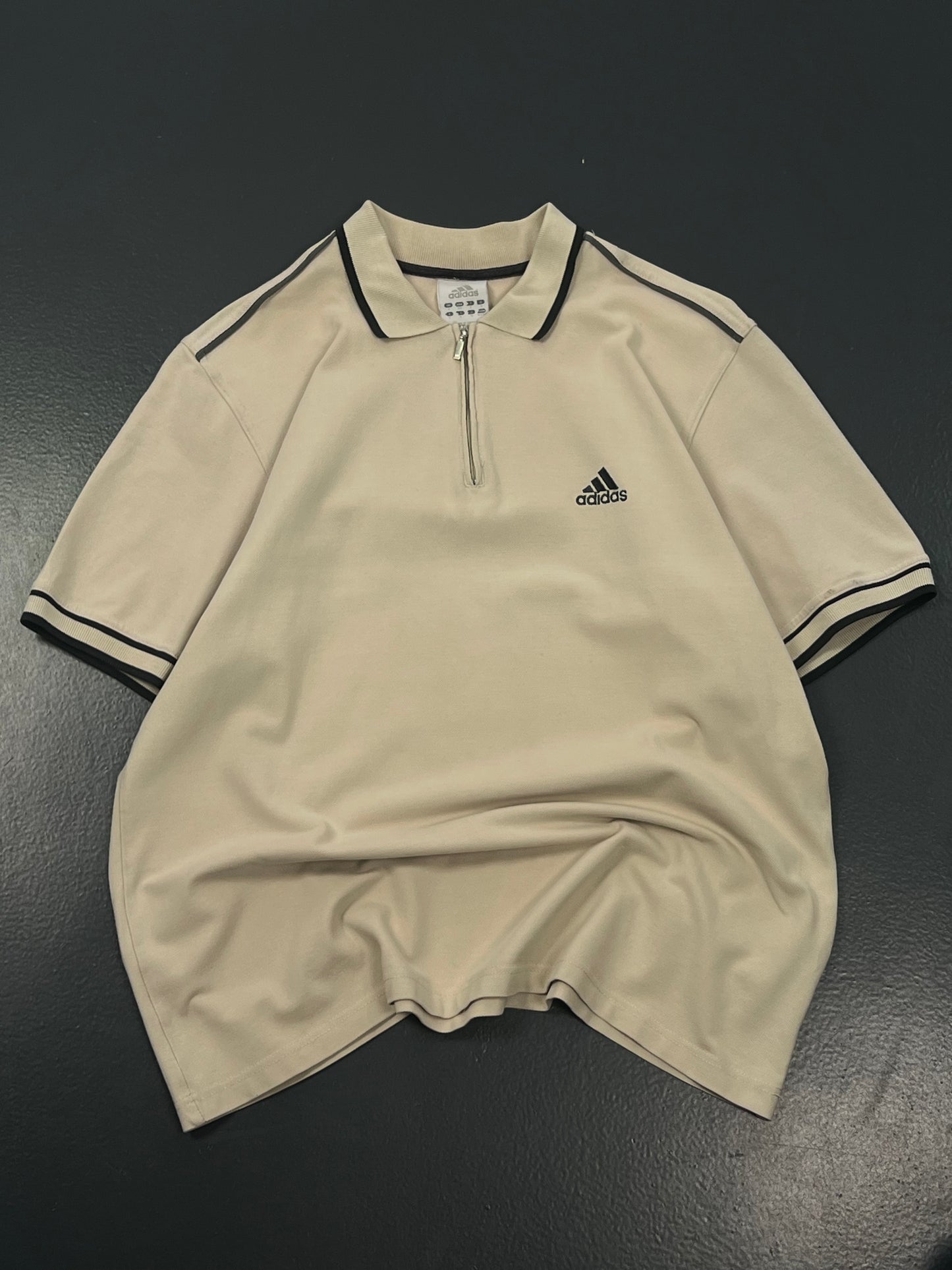 POLO ADIDAS CUELLO