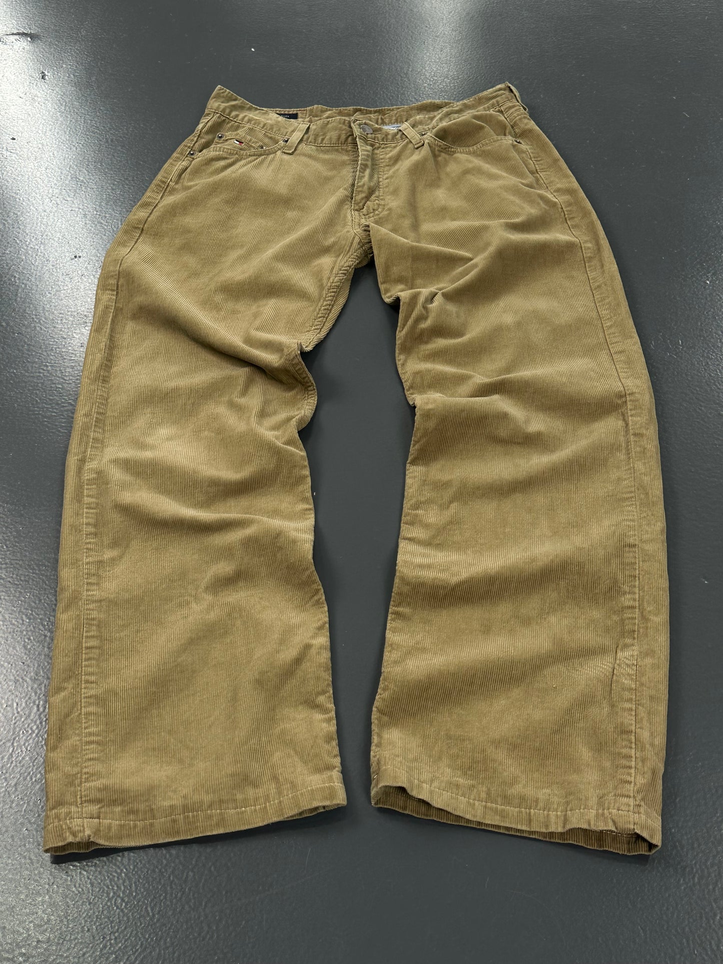 PANTALÓN TOMMY HILFIGER PANA VINTAGE