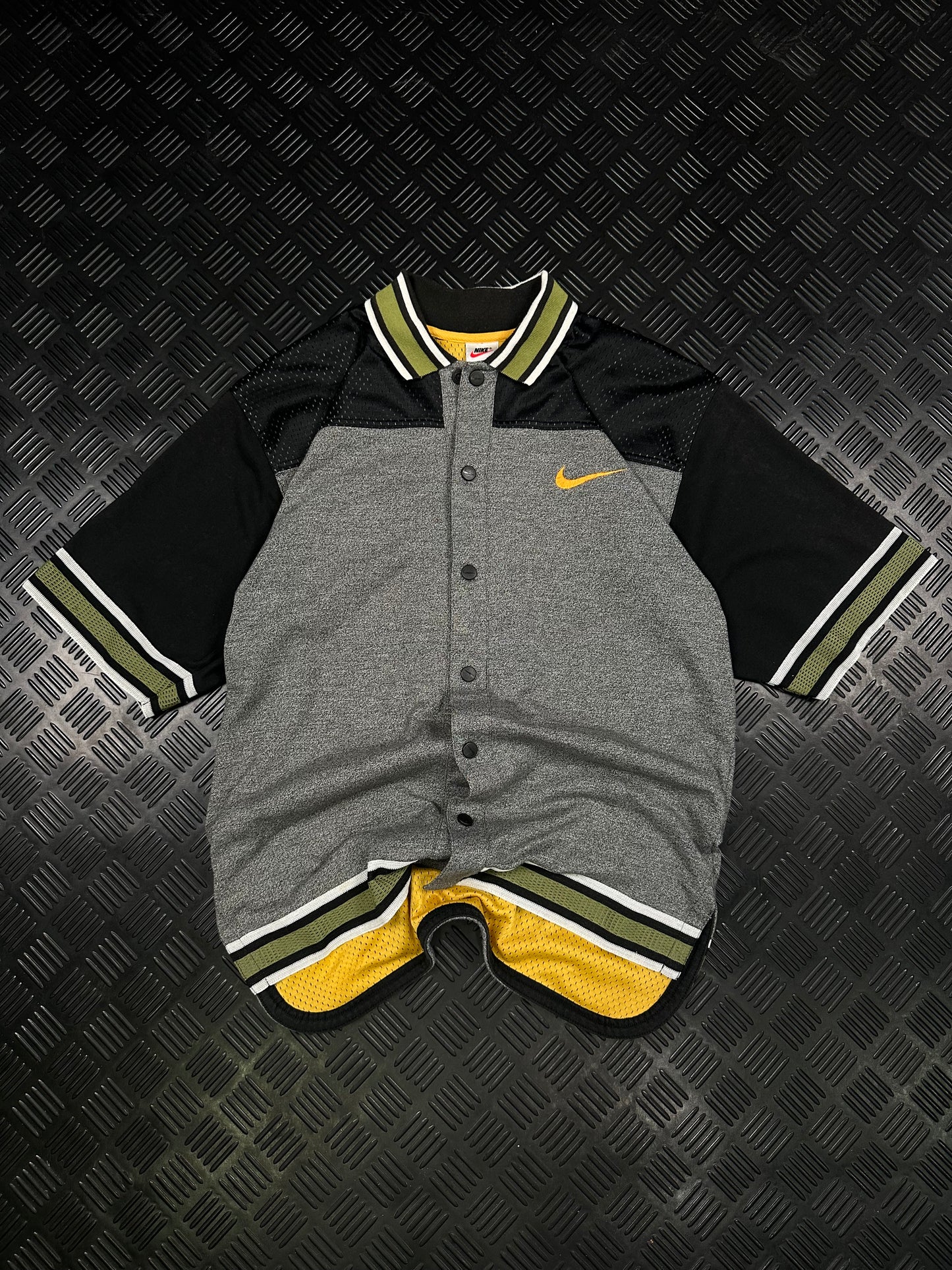 CAMISA NIKE BASKETBALL 90s