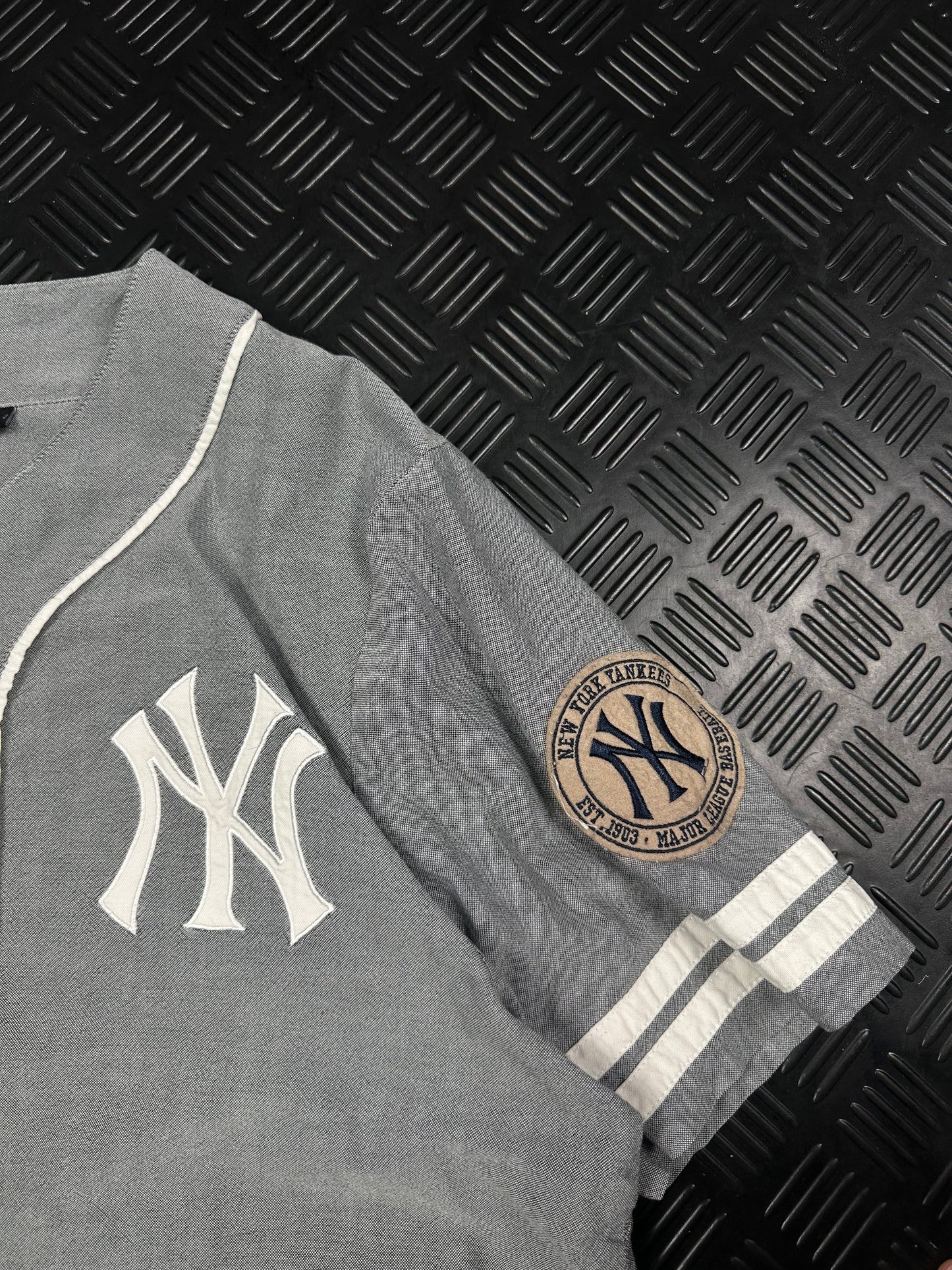 CAMISA MAJESTIC NEW YORK YANKEES Y2K
