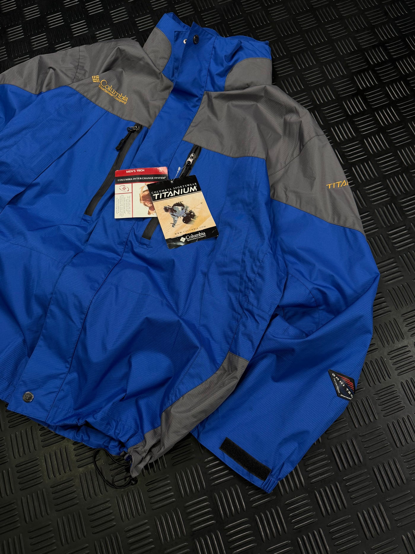 WINDBRAKER COLUMBIA VINTAGE