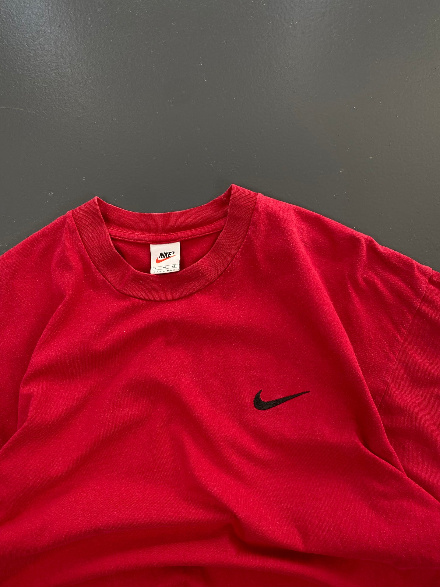 CAMISETA NIKE VINTAGE BASIC