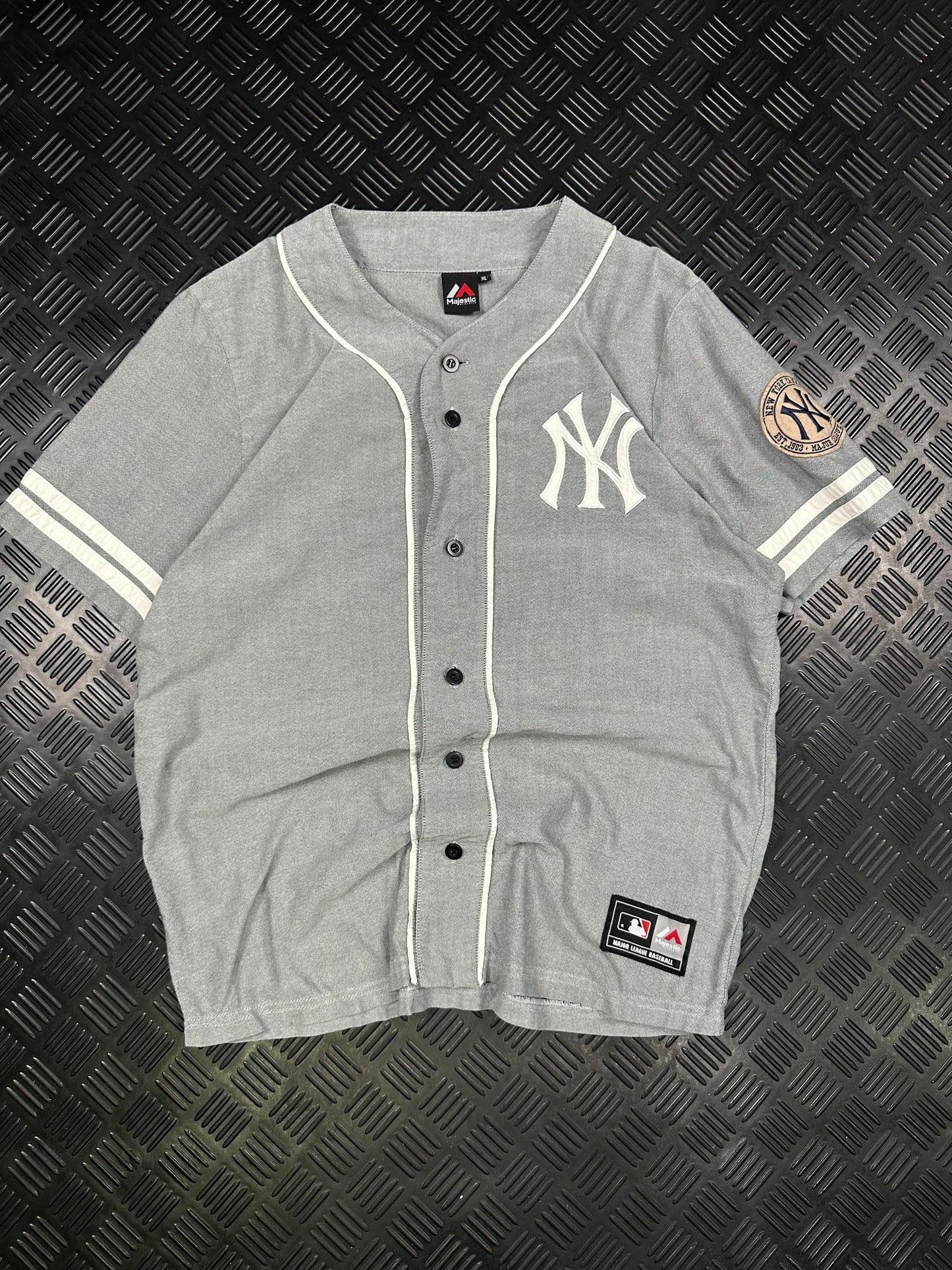 CAMISA MAJESTIC NEW YORK YANKEES Y2K