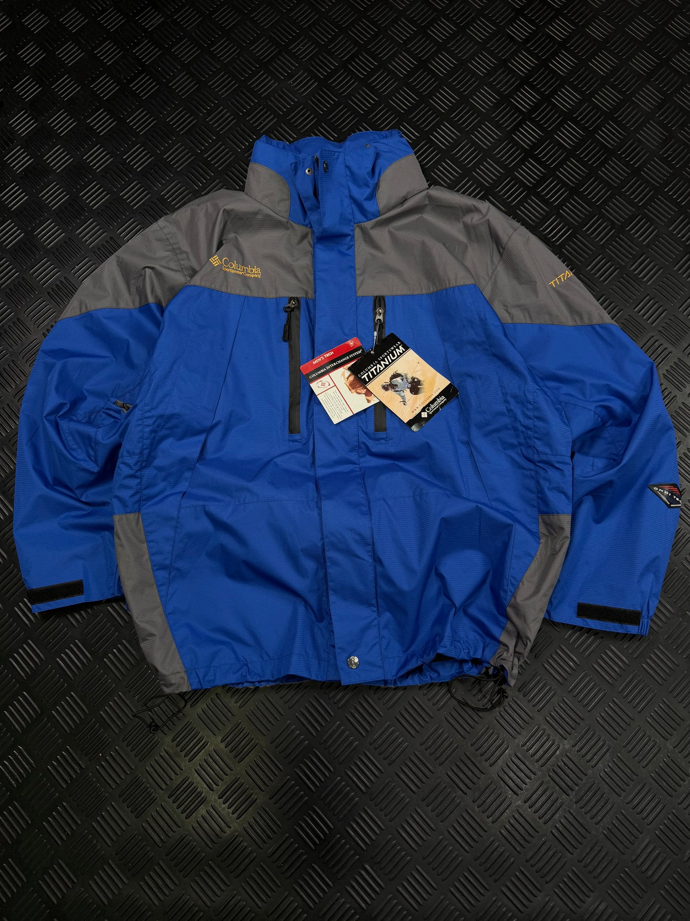 WINDBRAKER COLUMBIA VINTAGE