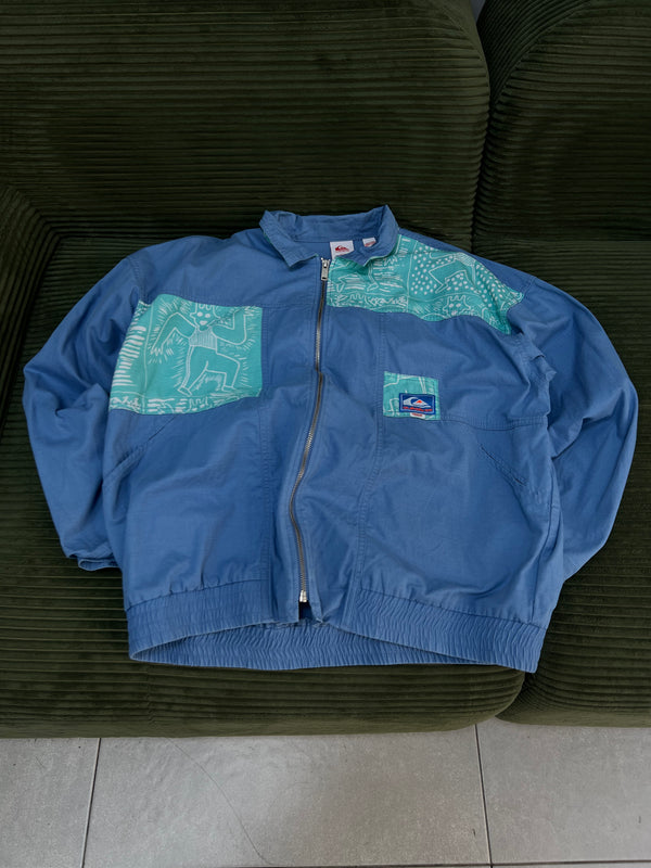 CHAQUETA QUIKSILVER CON PANELES ESTAMPADOS
