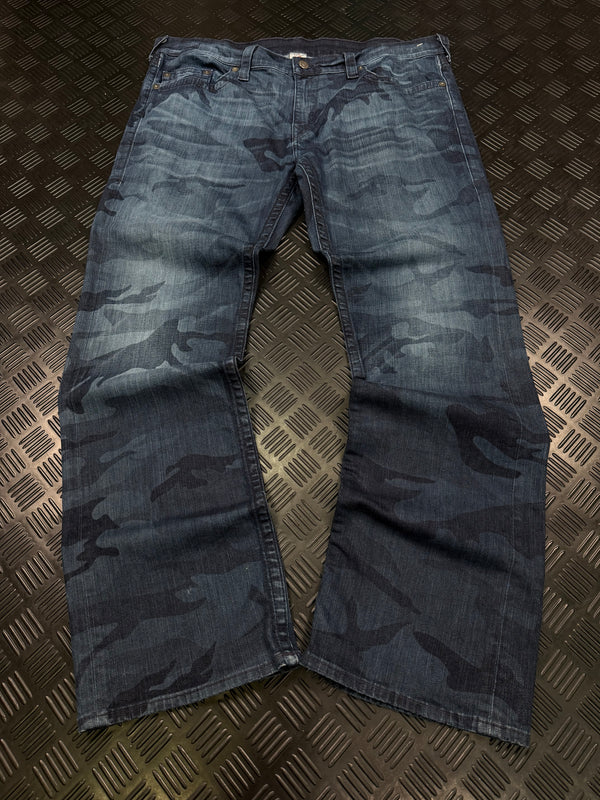 PANTALÓN DENIM CAMO TRUE RELIGION VINTAGE