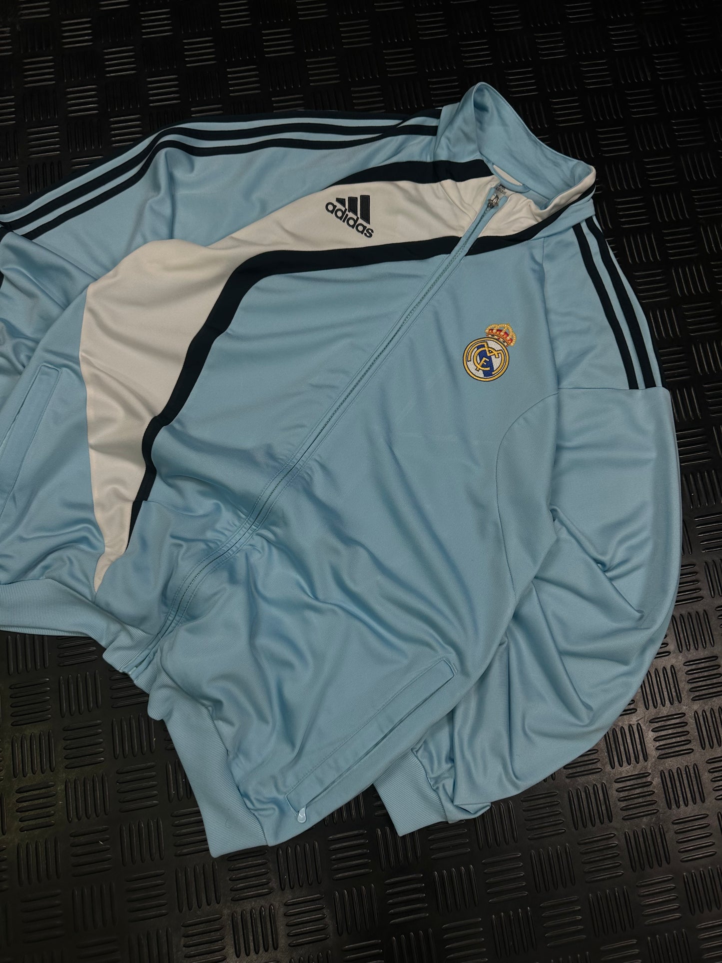 CHAQUETA FUTBOL REAL MADRID 2009-2010 VINTAGE