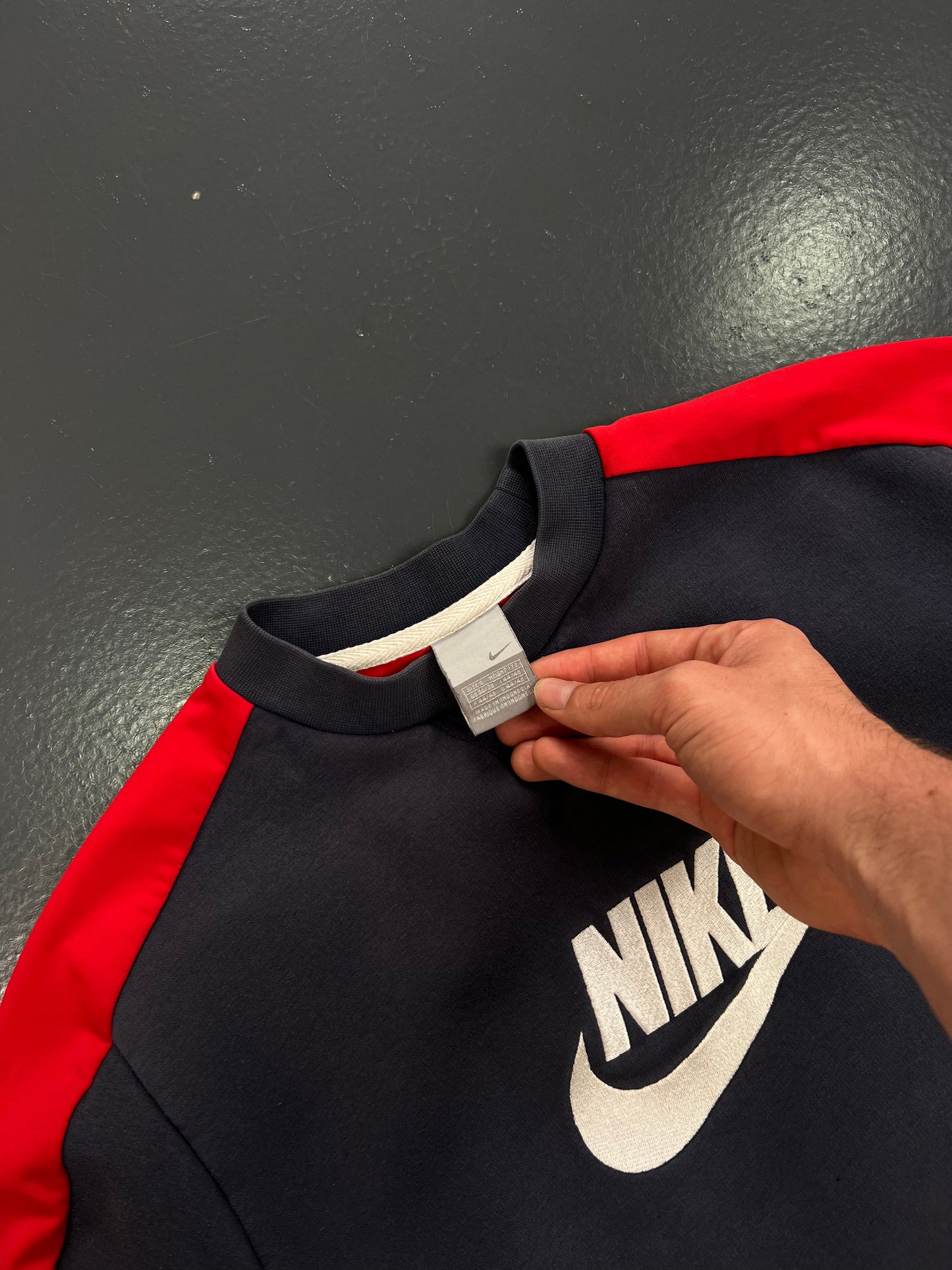 SUDADERA NIKE VINTAGE 00'S