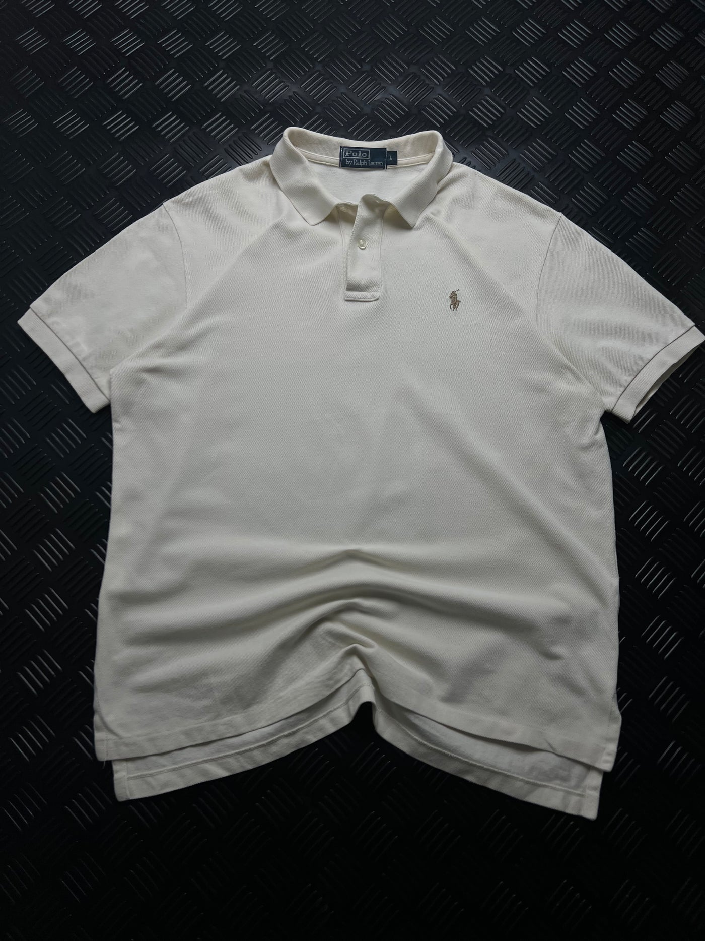Vista frontal de polo Ralph Lauren blanco talla L