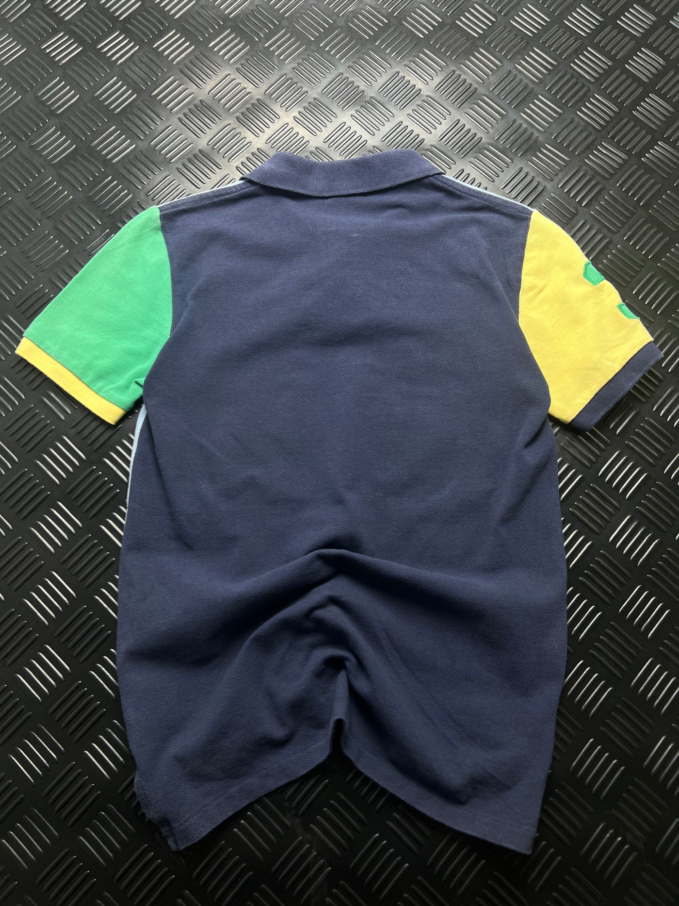 Vista trasera de polo Ralph Lauren color block