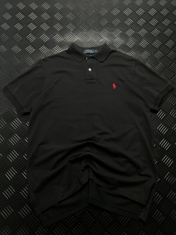 Vista frontal de polo ralph lauren custom fit negro