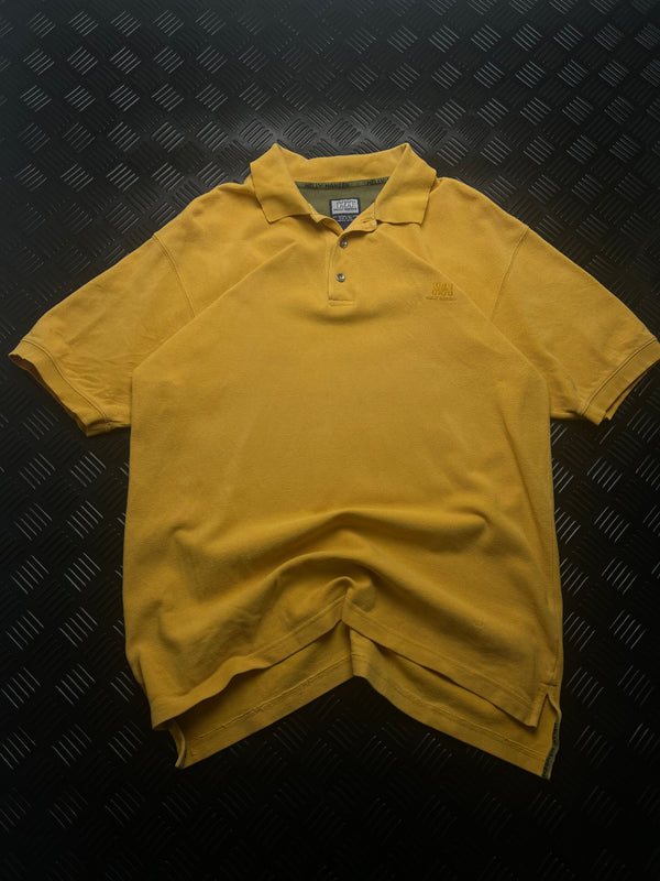 Vista frontal de polo helly hansen amarillo vintage