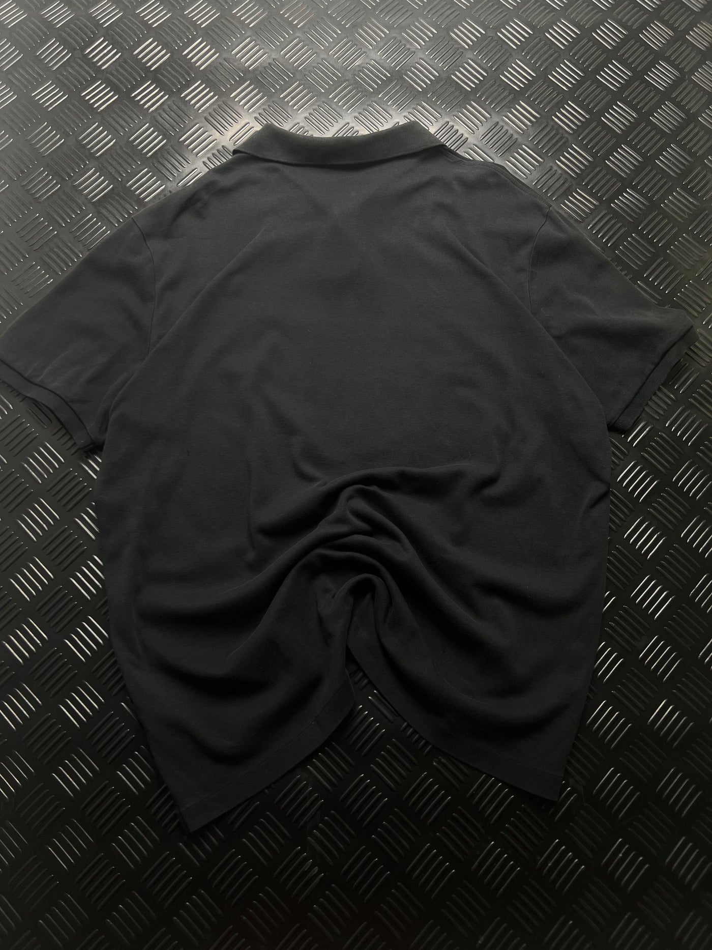 Vista trasera de polo ralph lauren custom fit negro talla xl