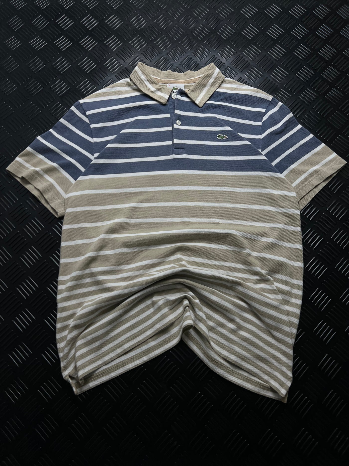 Detalle 3 de polo lacoste de rayas vintage