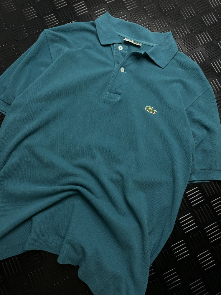 Detalle de polo chemise lacoste vintage