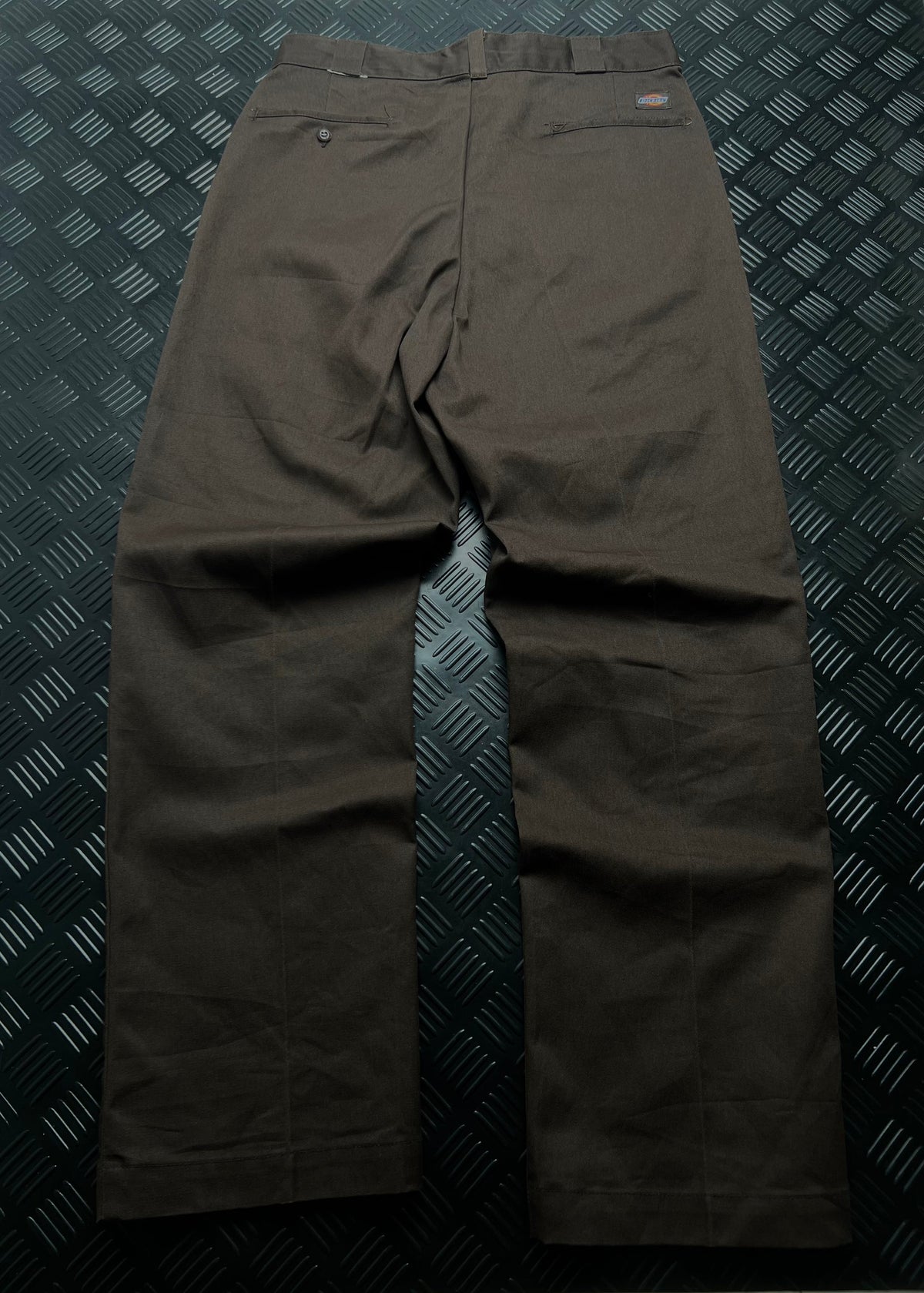 Vista trasera de pantalón dickies workwear