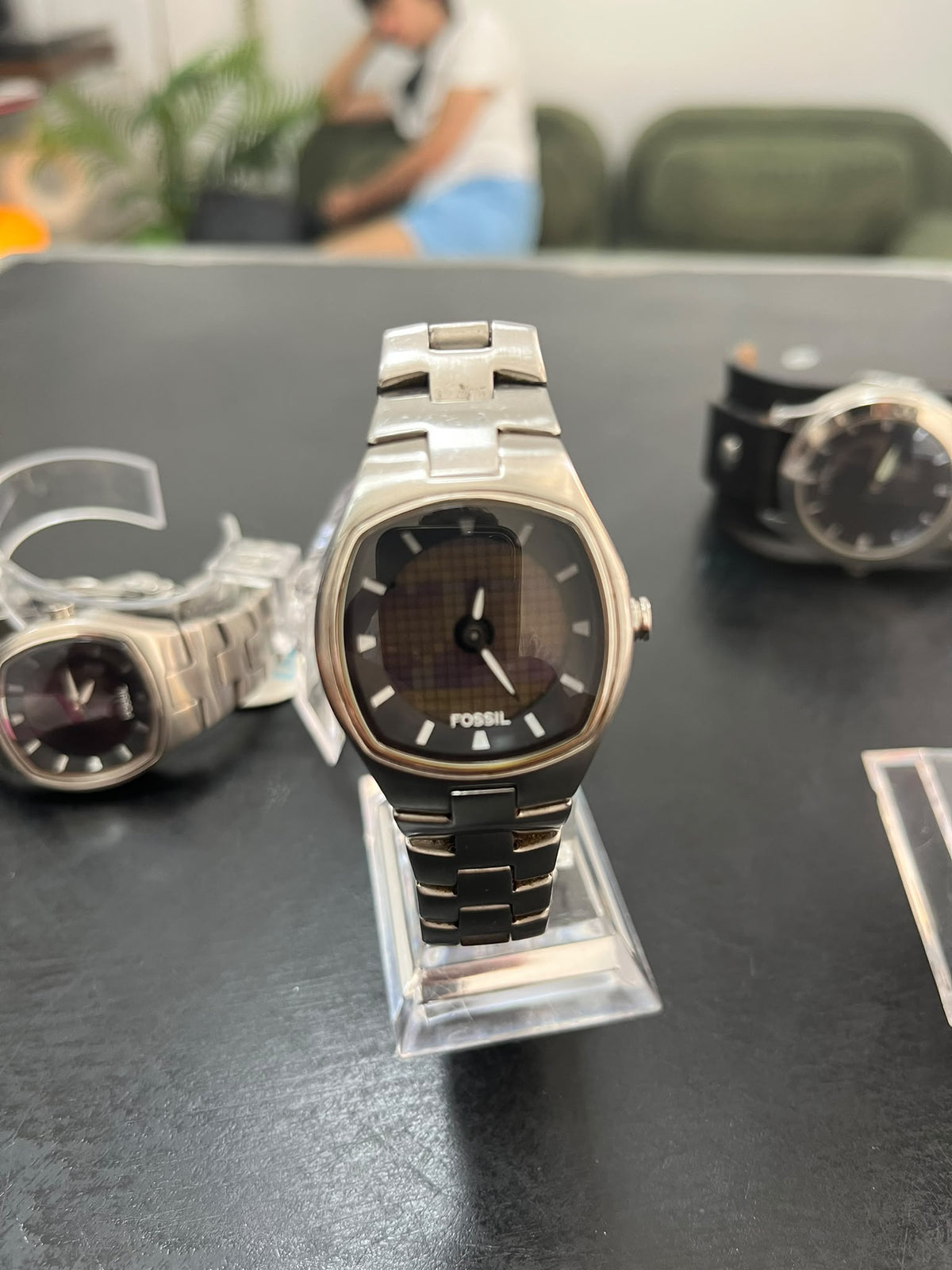 RELOJ FOSSIL RECTANGULAR CON ESFERA DE CUADROS