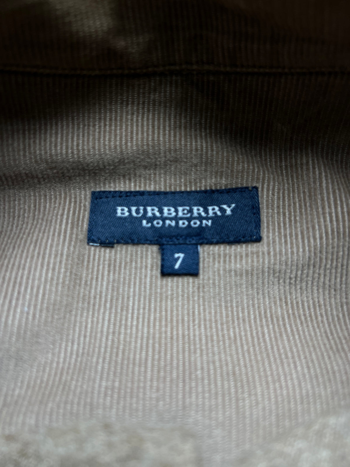 Burberry: Cárdigan gris topo con cuello y bolsillos