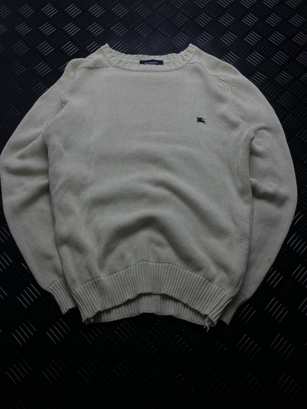 Burberry: Jersey crudo básico