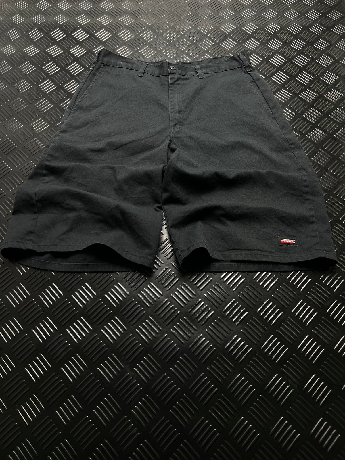 BERMUDAS DICKIES · NEGRO — vista delantera