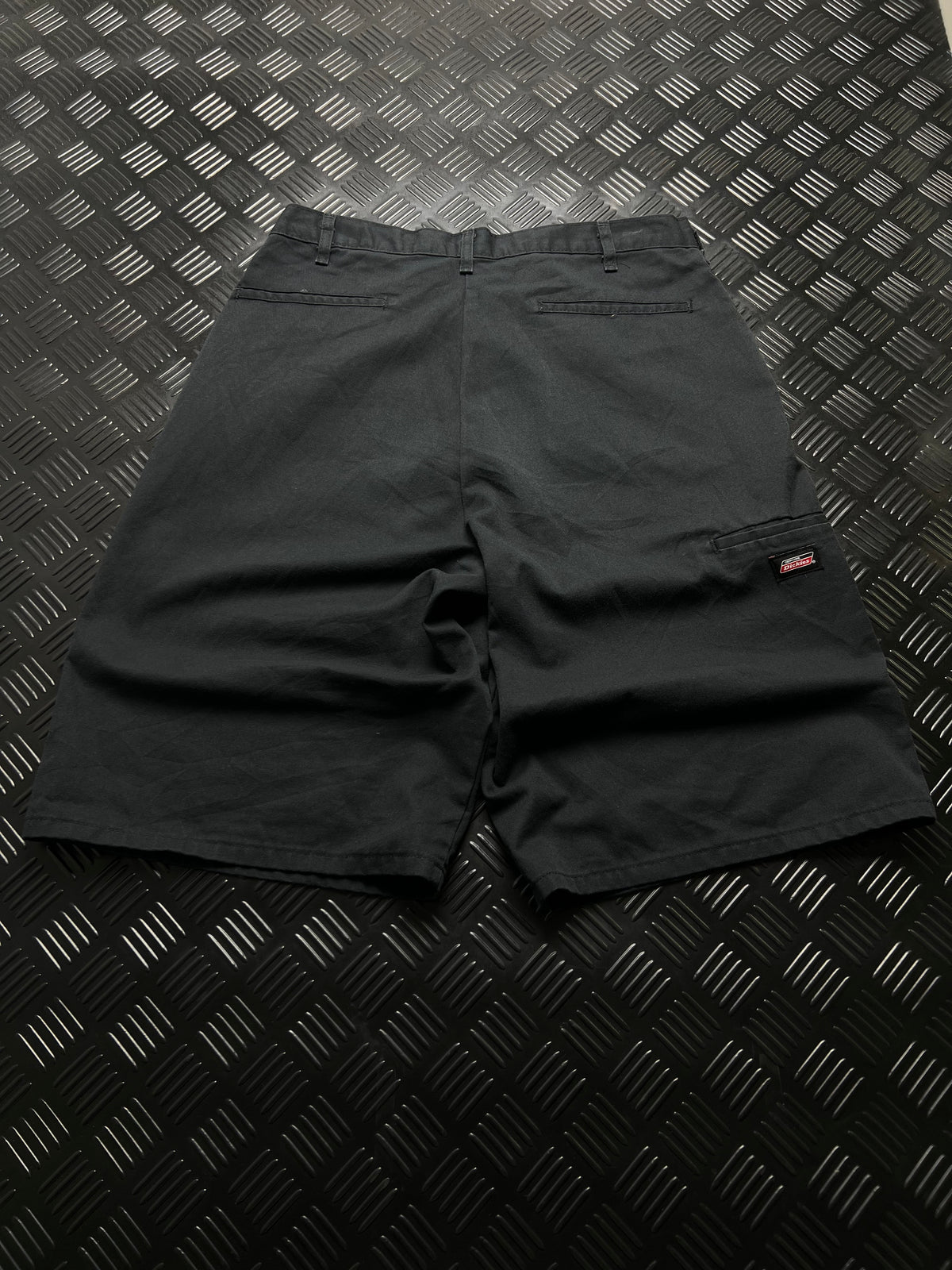 BERMUDAS DICKIES · NEGRO — vista trasera