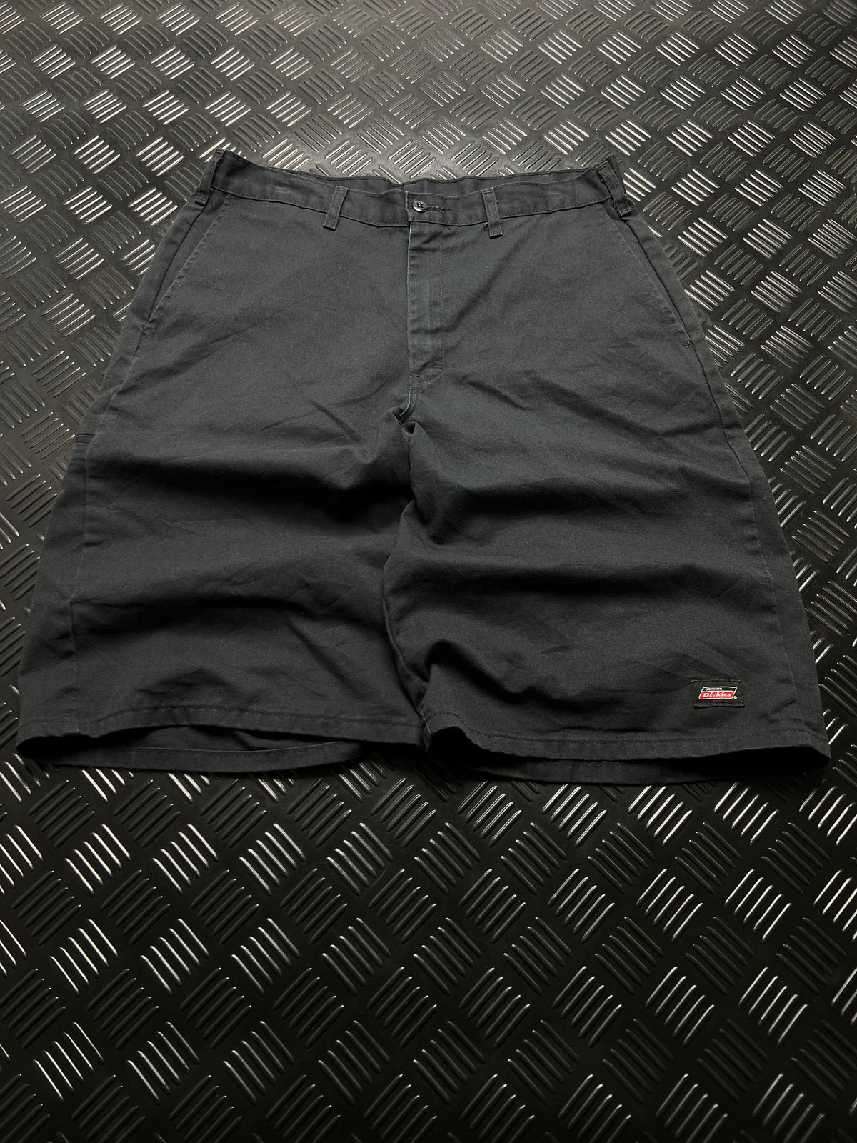 BERMUDAS DICKIES · NEGRO — vista delantera
