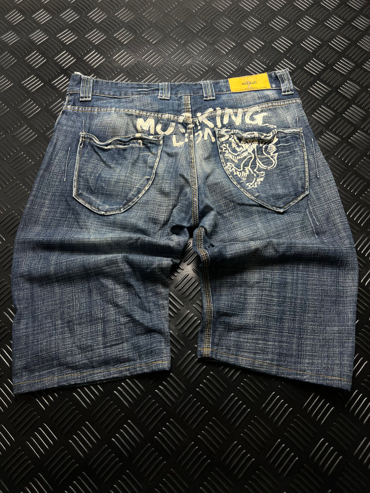 BERMUDAS VAQUERAS CON BORDADO TRASERO ZARA · AZUL OSCURO — vista trasera