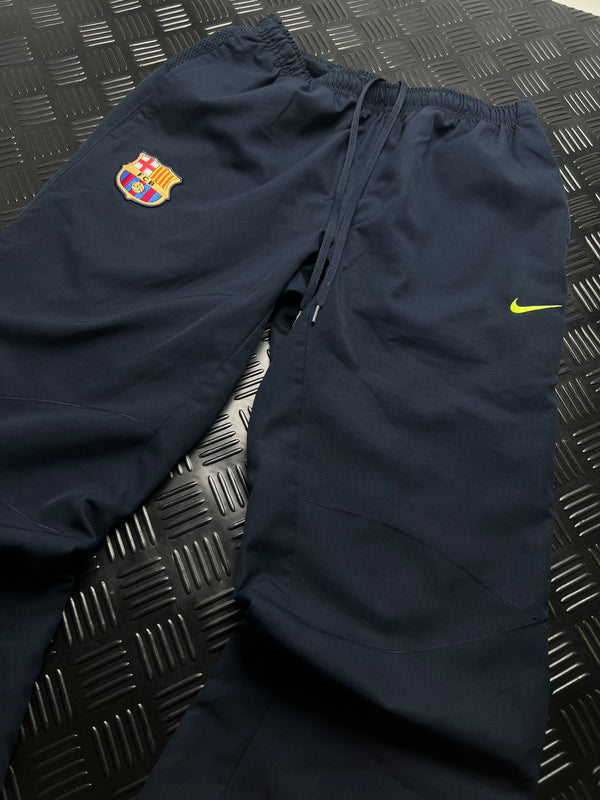 Detalle de pantalón nike fc barcelona, azul marino